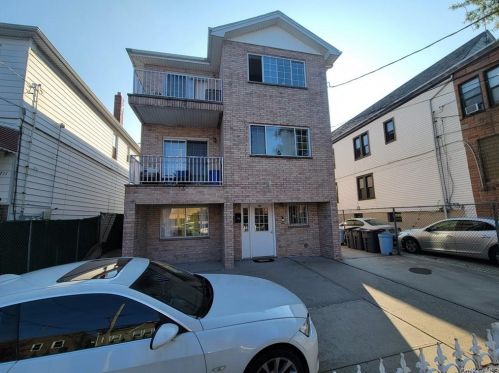 1715 Fowler Ave, Bronx, NY 10462-4026