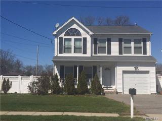 61 Williams Ave, Amityville, NY 11701-1838