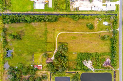 16200 Orange Ave, Fort Pierce, FL 34945-4235