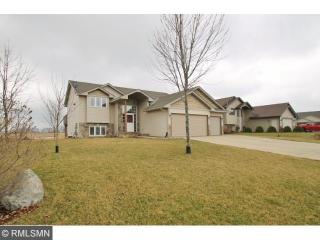 1362 Birch Dr, Mayer, MN 55360-6101