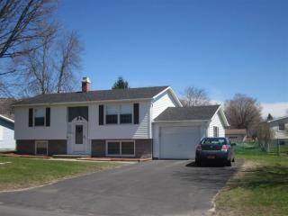 79 Nightengale Ave, Massena Center, NY 13662-1717