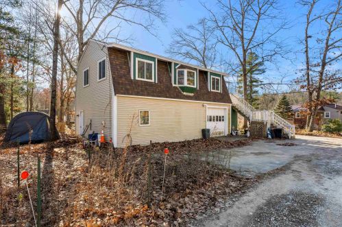 20 Collettes Grove Rd, Derry, NH 03038-5808