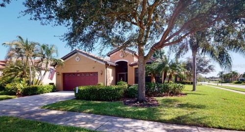 2671 Arugula Dr, Venice, FL 34289-5261