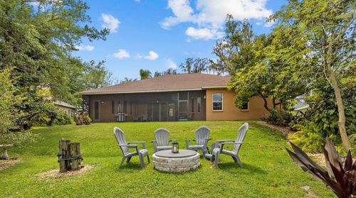 1846 Highland Oaks Blvd, Lutz FL  33559-7353 exterior