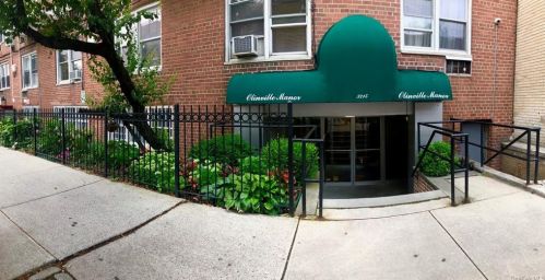 3215 Olinville Ave, Bronx, NY 10467-6332