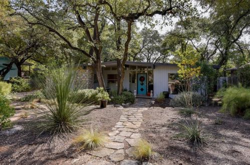 433 Brady Ln, Austin TX  78746-5501 exterior