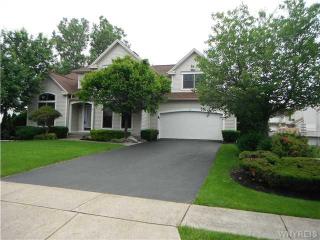 32 Old Post Rd, Cheektowaga, NY 14086-3261