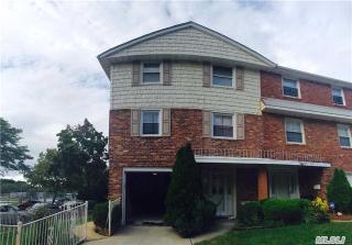 22303 57th Ave, Flushing NY  11364-2041 exterior