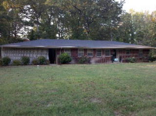 26 Hillcrest Dr, Paris TN  38242-4312 exterior