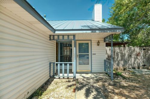 12406 Emery Oaks Rd, Austin, TX 78758-2451