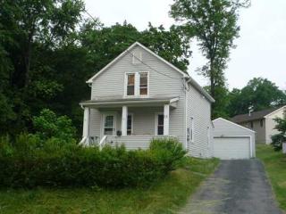 75 Wait St, Walden, NY 12586-1127