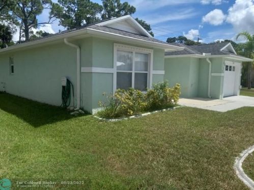 14000 Aguila, Fort Pierce, FL 34951-4301