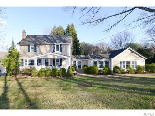 18 Lincoln Ave, Somers Town, NY 10589-3043