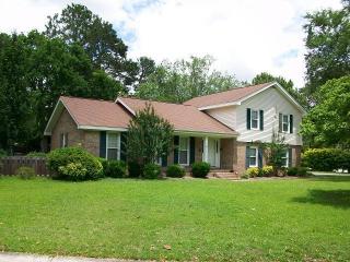 2926 Foxhall Rd, Charleston SC  29414-6741 exterior