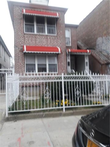 2551 Holland Ave, Bronx, NY 10467-8703