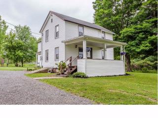 14760 Holley Rd, Albion, NY 14411-9573