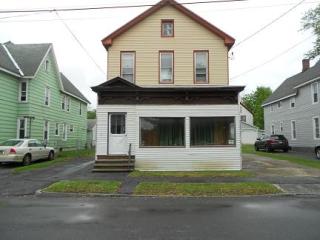 13 Water St, Northbush, NY 12095-1709