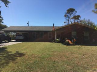 129 Fitzhugh St, Helm, MS 38756-3309