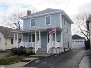 29 Edgecomb St, Albany NY  12209-1305 exterior