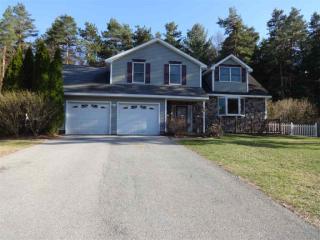 76 Wineberry Ln, Ballston Spa, NY 12020-4718