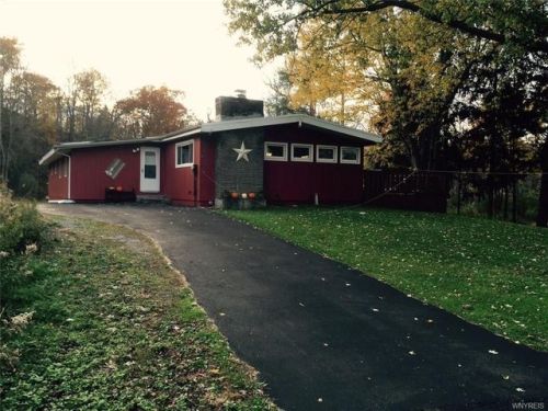 290 Winspear Rd, Elma, NY 14059-9020