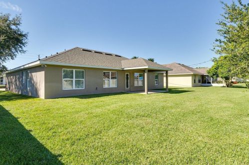 567 Azalea Ave, Fort Pierce, FL 34982-6252