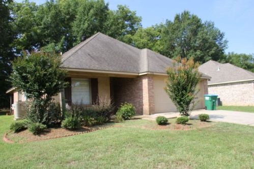 125 Northgate Dr, Way, MS 39046-3158