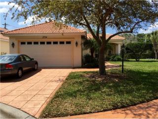 3734 Cadbury Cir, Venice, FL 34293-5292