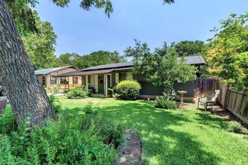 1212 Alegria Rd, Austin TX  78757-3408 exterior