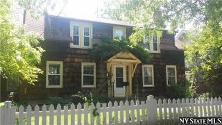 58 Ocean Ave, Amityville, NY 11701-3611