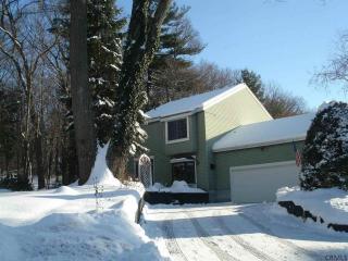 11 Loudonwood, Albany NY  12211-1469 exterior