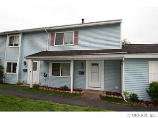 85 Windsorshire Dr, Rochester, NY 14624-1250