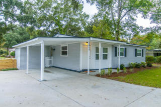 1605 Camp Rd, Charleston SC  29412-3504 exterior