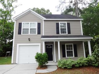 8740 Red Oak Dr, Charleston SC  29406-9816 exterior