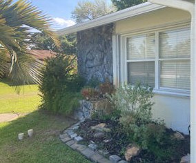 2842 Bakersfield St, Fort Pierce, FL 34952-5841