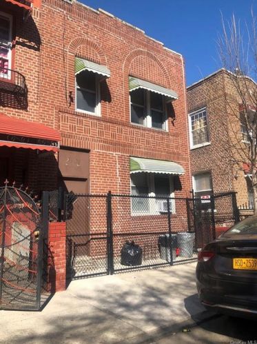 2309 Prospect Ave, Bronx, NY 10458-8601