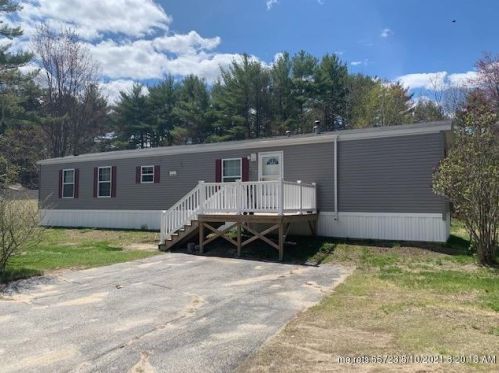 1 Rosida Dr, Standish, ME 04084-6514