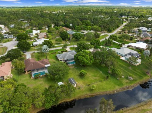 5209 Deer Run Dr, Fort Pierce, FL 34951-3307