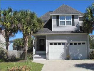 1808 Day Lily Ln, Charleston SC  29412-9650 exterior