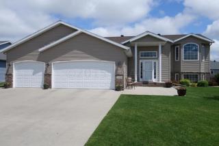 3556 Buchanan St, Fargo, ND 58104-7507