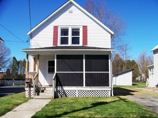 58 George St, Massena Center, NY 13662-1020