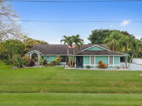 1822 Beving Ave, Fort Pierce, FL 34952-5857