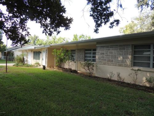 2530 Palm Ave, Mims FL  32754-4717 exterior