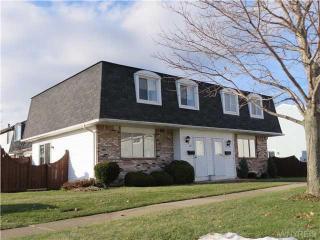 40 Parkview Ct, Cheektowaga, NY 14086-3032