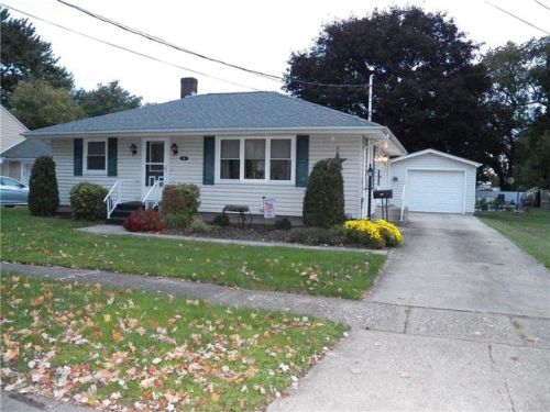 246 Prospect St, Girard, PA 16417-1548