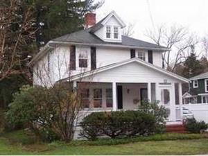 60 Forest Pl, Fredonia, NY 14063-1745