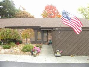 30 Susann Ct, Fredonia, NY 14063-2330