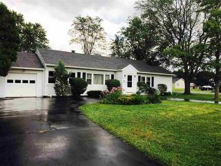 5 Baker Ave, Dunsbach Ferry, NY 12047-2014