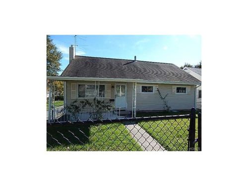 38 Irwin Ave, Middletown, NY 10940-3228