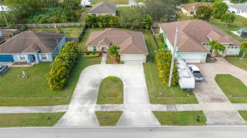 3610 Savona Blvd, Fort Pierce, FL 34953-5234